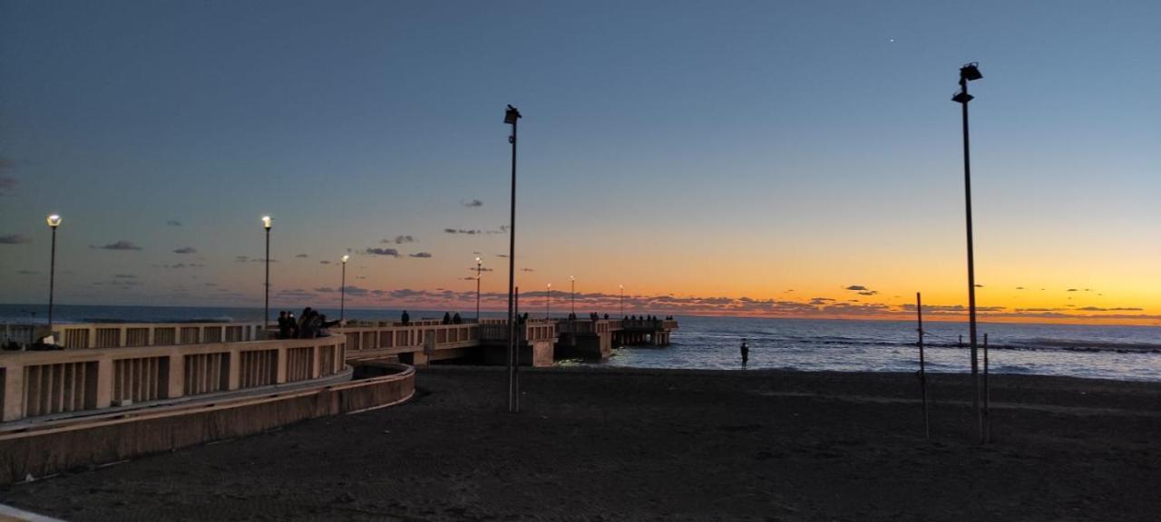 Rome Sea Apartment Lido di Ostia Bagian luar foto